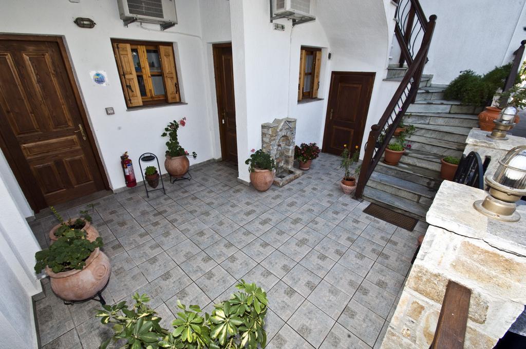 Athina Apartments Neo Klima Dış mekan fotoğraf