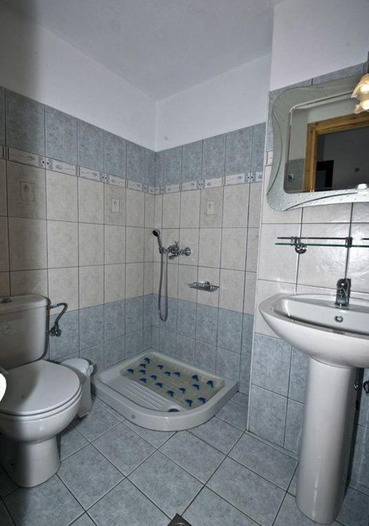 Athina Apartments Neo Klima Oda fotoğraf