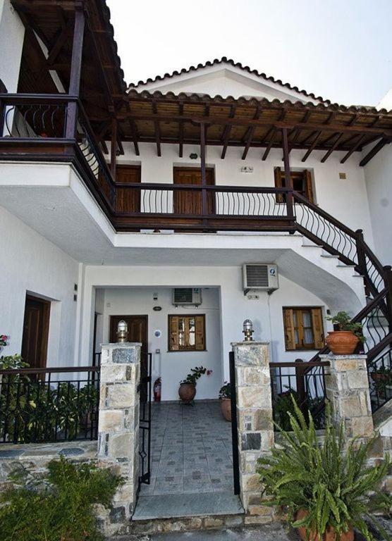 Athina Apartments Neo Klima Oda fotoğraf